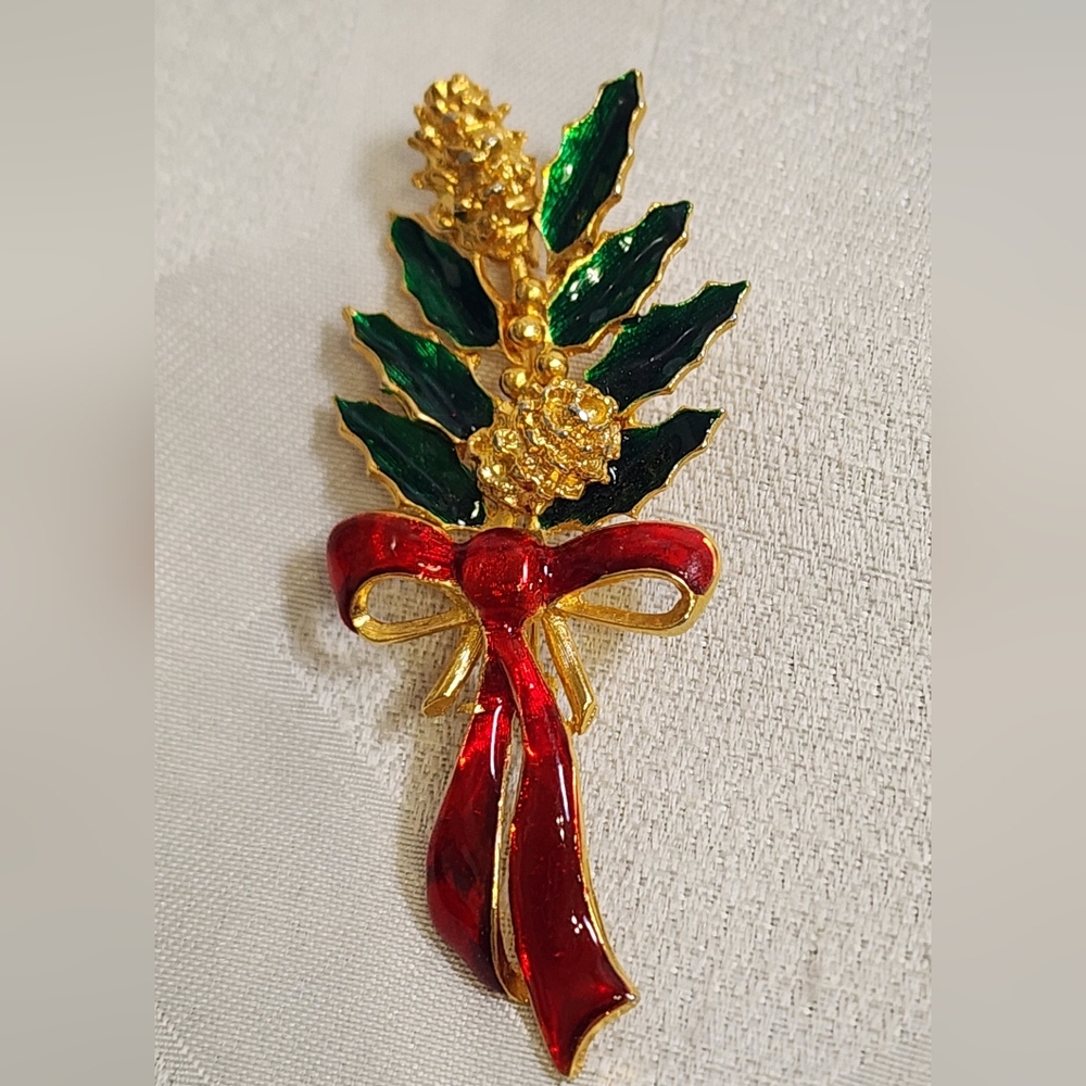 Lia Sophia Christmas Holly Pinecone Brooch Red Green Enamel Gold Tone Bow